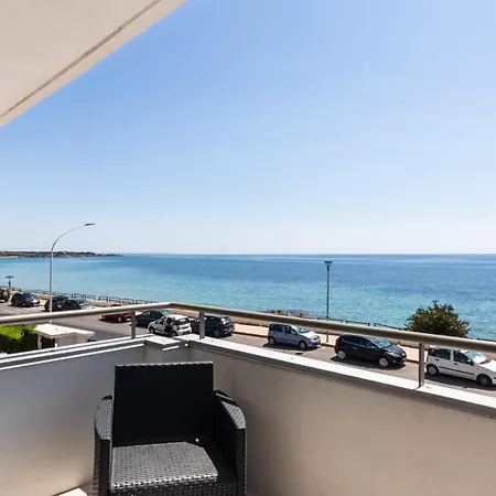 Vista Mare Nyaraló